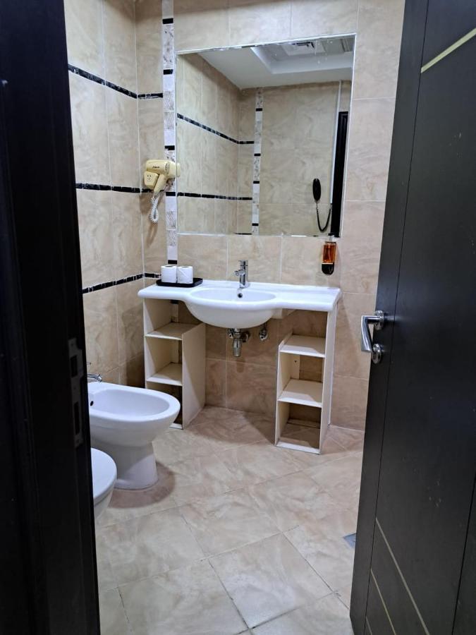 Vvip Apartment Dubai Exterior foto
