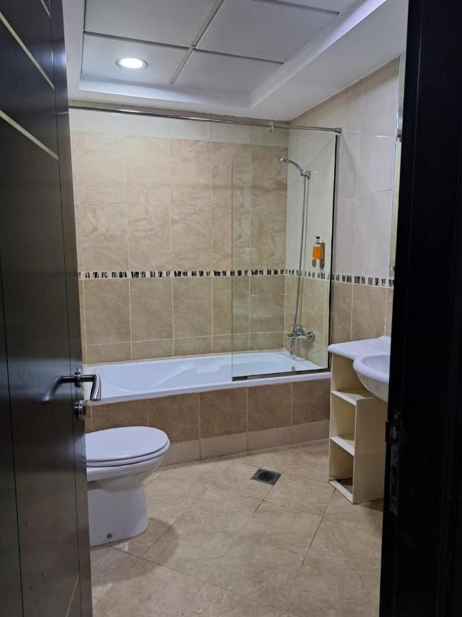 Vvip Apartment Dubai Exterior foto